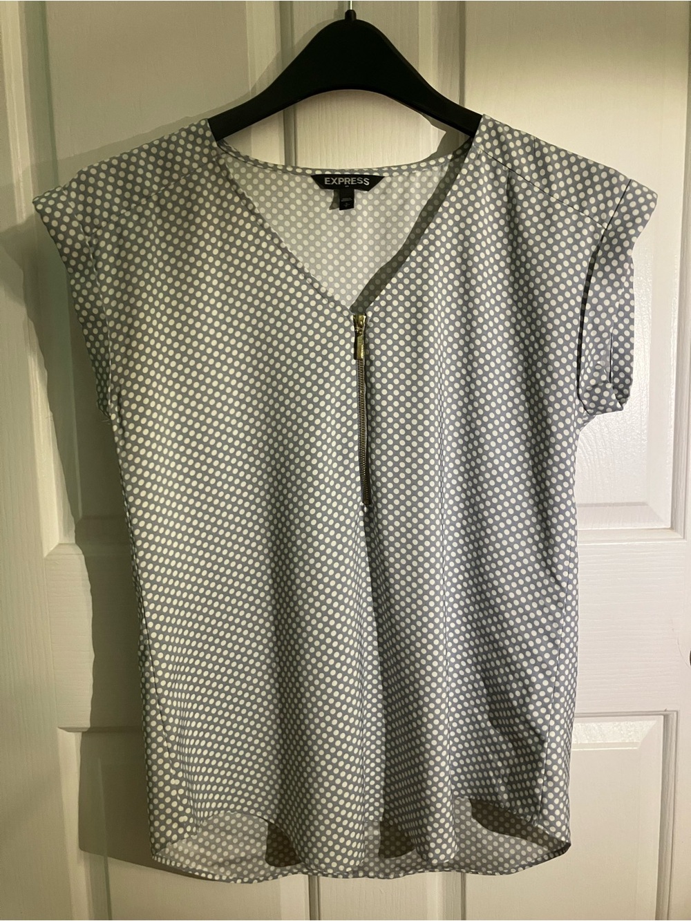 Express Gray Polka Dot V-Neck Top with Gold Zip